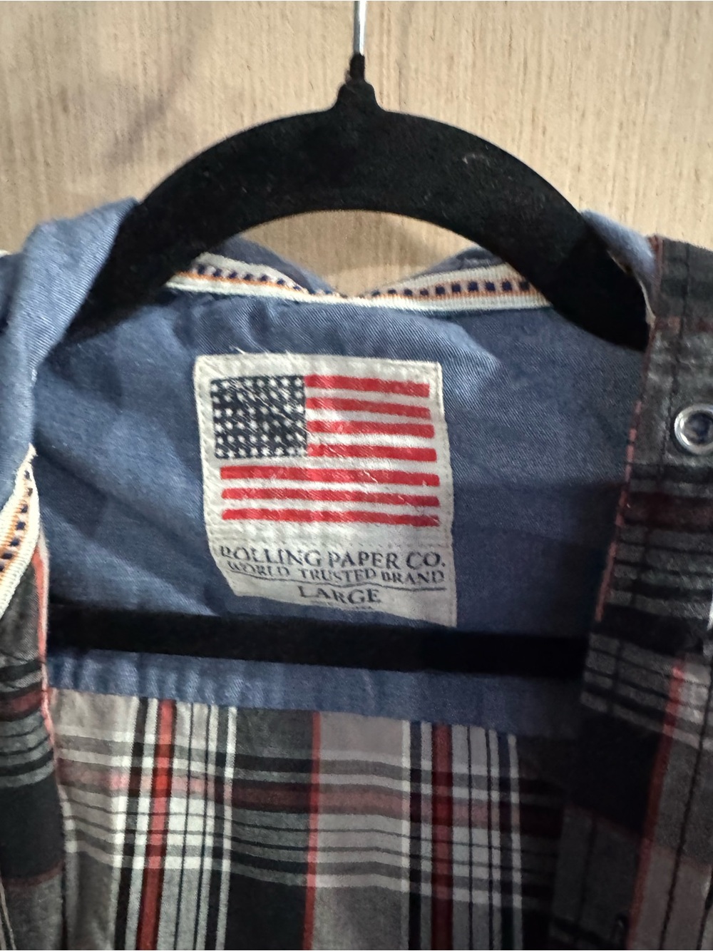 Rolling Paper Co Plaid Hooded Shirt Jacket in Black, White & Red Size Large - Picture 3 of 5